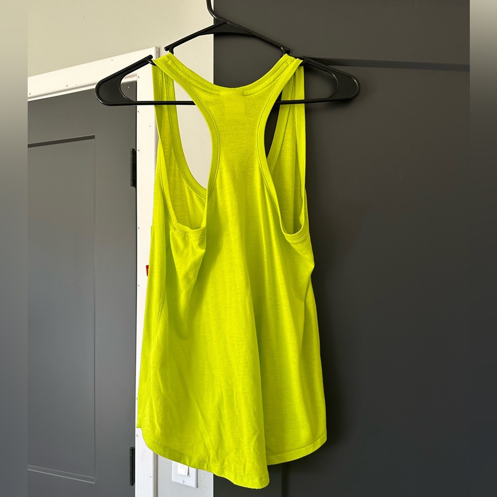 Nike Tank - Picture 2 of 3
